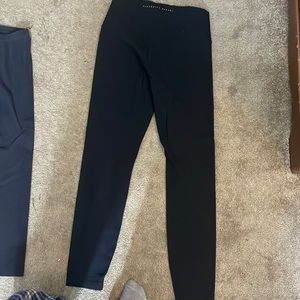 victoria’s secret black leggings